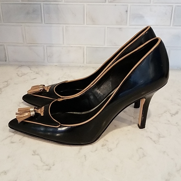 WHITE HOUSE BLACK MARKET Tassel Pumps Size 8M - Picture 5 of 7
